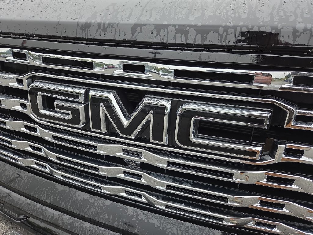 Used 2026 GMC Canyon Denali w/ LPO, Denali Black Edition AWD/4WD image 20