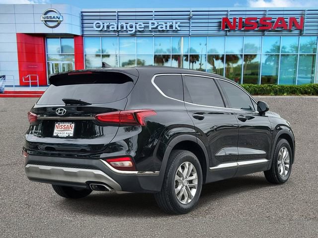 Used 2019 Hyundai Santa Fe SEL FWD image 4