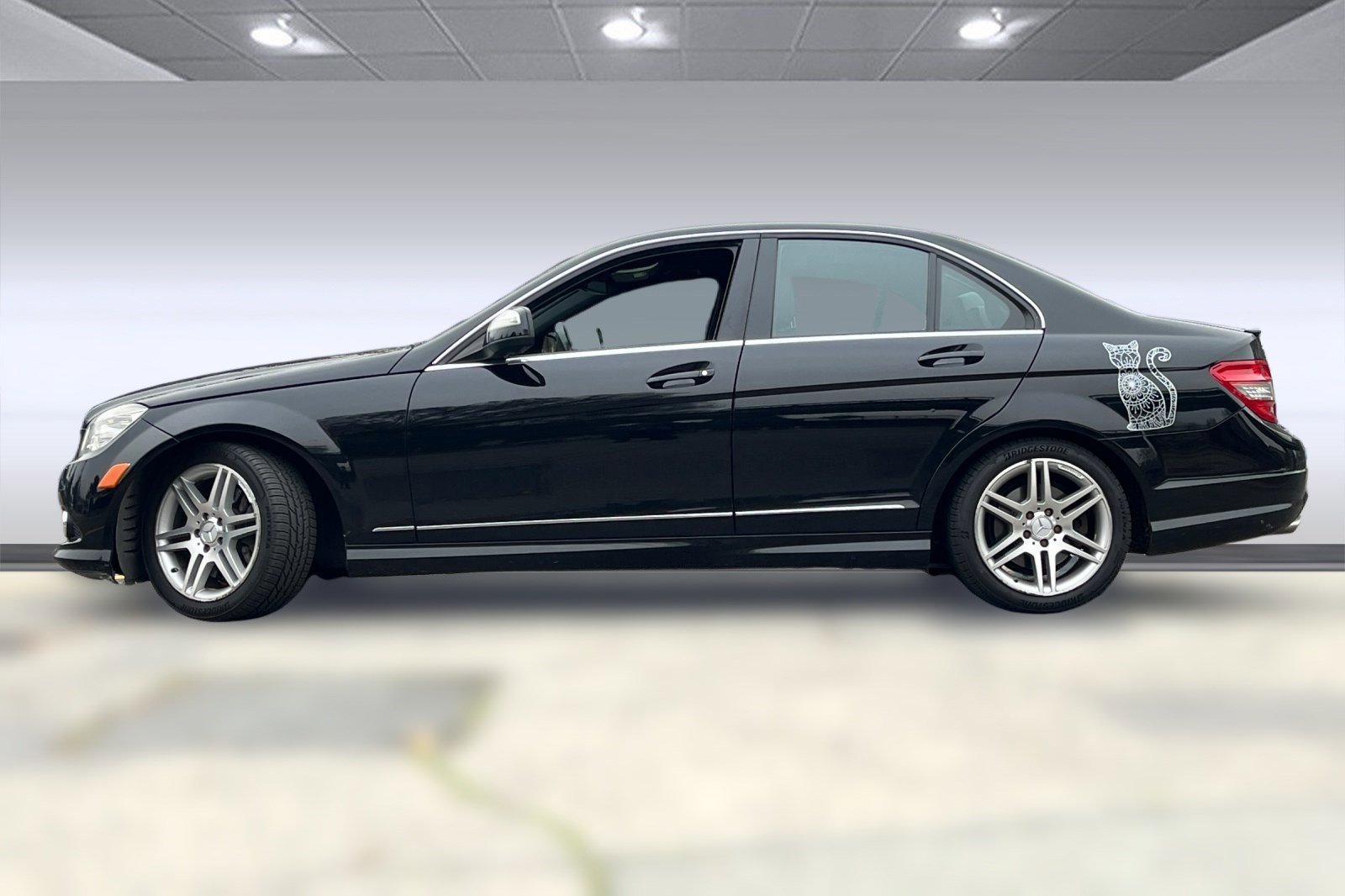 Used 2008 Mercedes-Benz C 350 Sport image 2