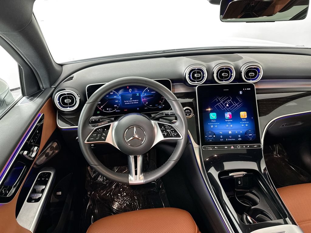 Used 2026 Mercedes-Benz GLC 300 4MATIC image 23