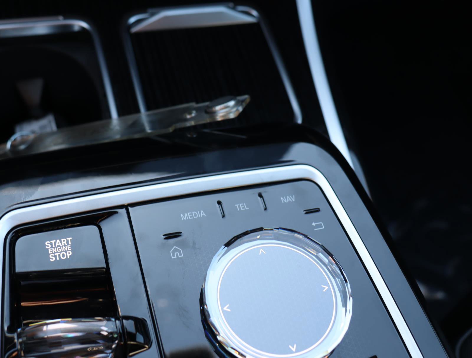 New 2026 BMW 740i w/ Premium Package image 22