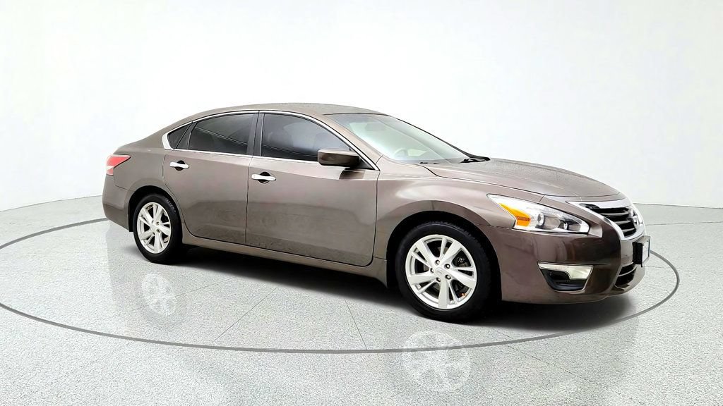 Used 2014 Nissan Altima 2.5 SV FWD image 3