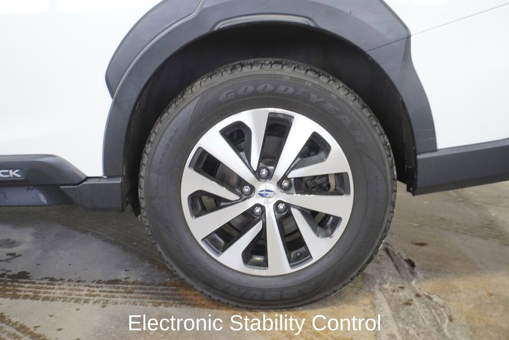 Used 2024 Subaru Outback Premium image 7