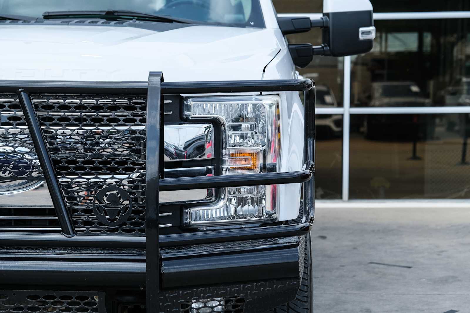 Used 2019 Ford F250 Lariat w/ Lariat Ultimate Package AWD/4WD image 7