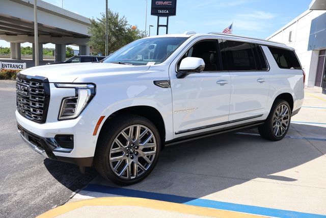 New 2026 GMC Yukon XL Denali Ultimate AWD/4WD image 3