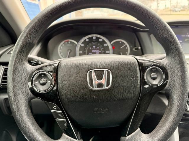 Used 2017 Honda Accord LX image 25