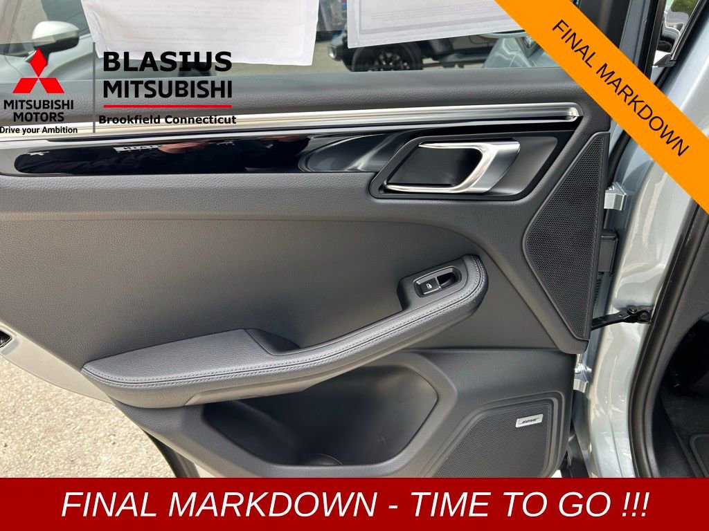 Used 2022 Porsche Macan image 19