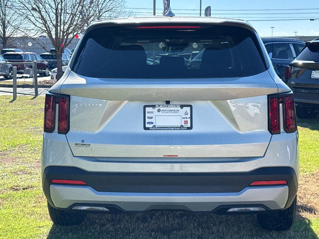 New 2026 Kia Sorento LX image 4