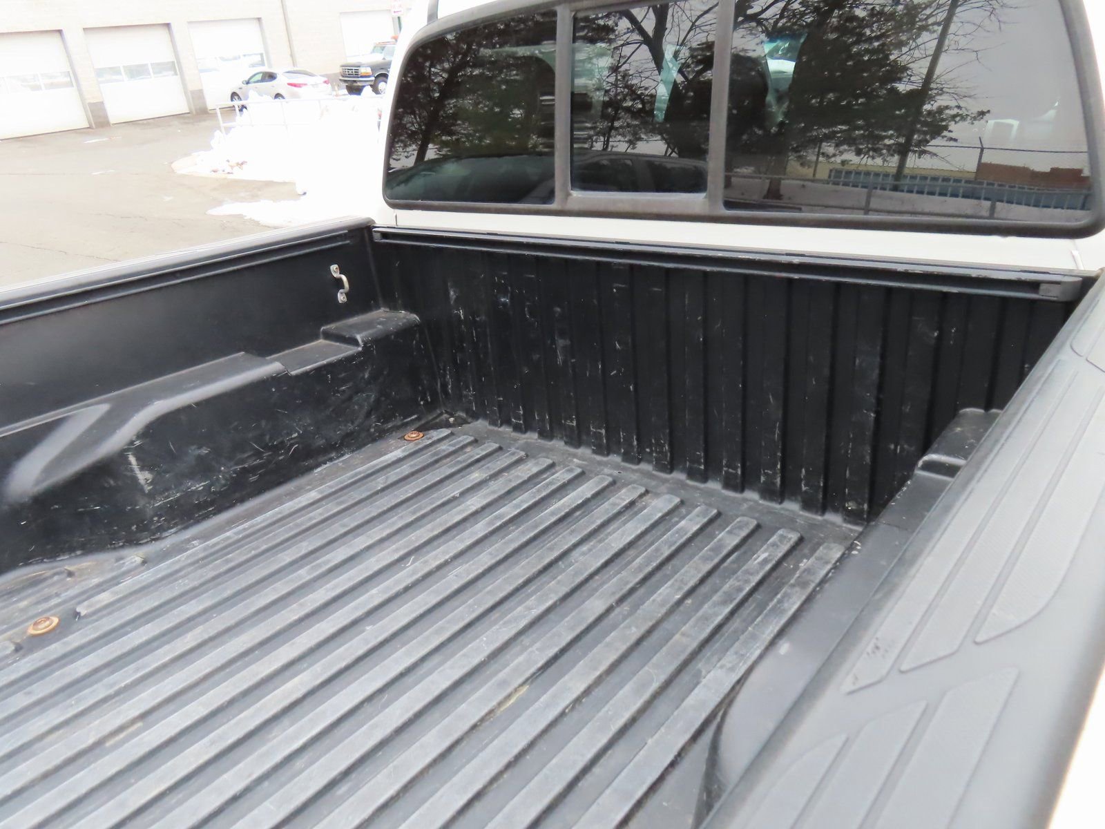 Used 2015 Toyota Tacoma 4x4 Double Cab w/ TRD Sport Package image 9