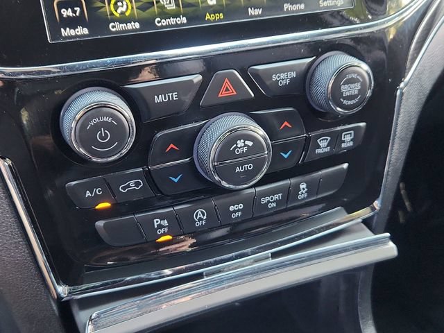 Used 2021 Jeep Grand Cherokee Trailhawk w/ Premium Lighting Group AWD/4WD image 42