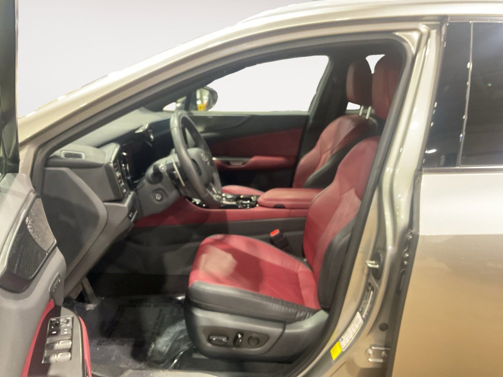 Used 2024 Lexus NX 350 AWD w/ Vision Package image 12