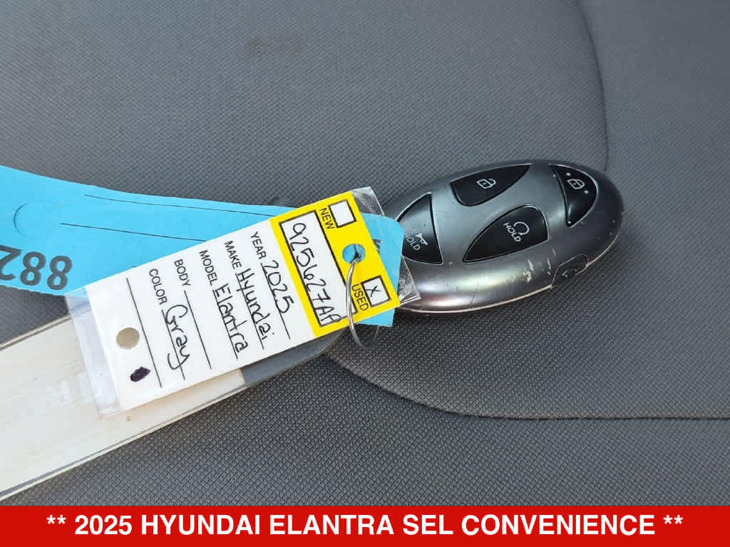 Used 2025 Hyundai Elantra SEL FWD image 34