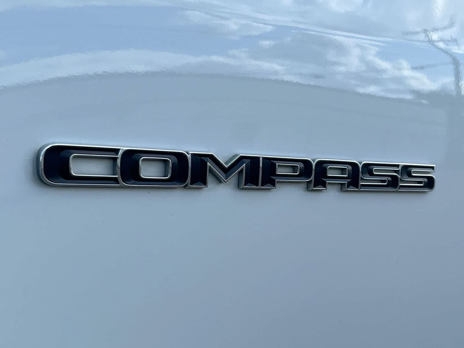 Used 2020 Jeep Compass Limited AWD/4WD image 13