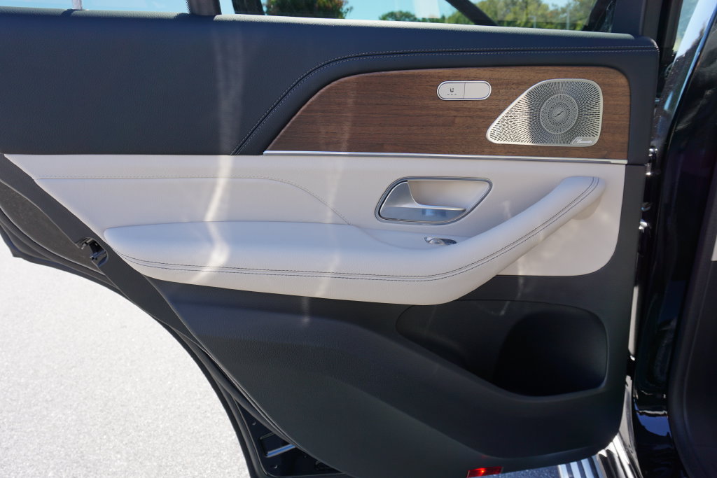 Certified 2025 Mercedes-Benz GLE 450e 4MATIC image 23