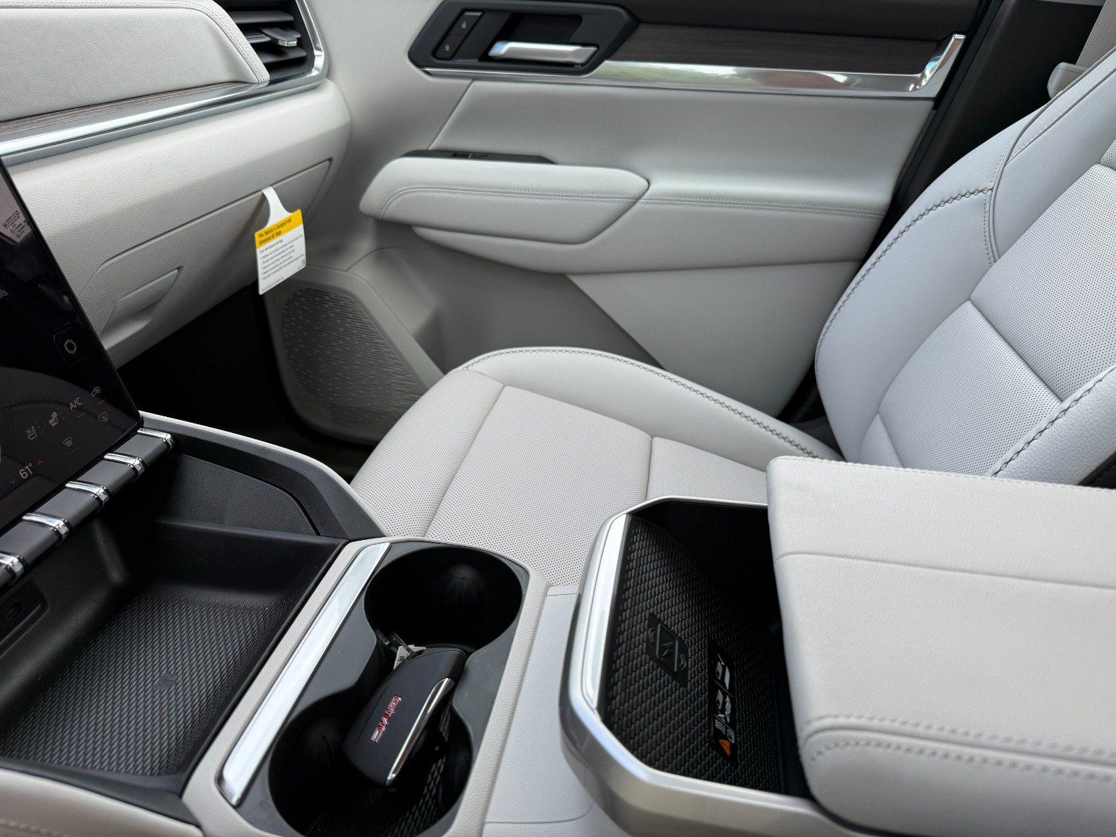 New 2027 GMC Terrain Denali AWD/4WD image 33