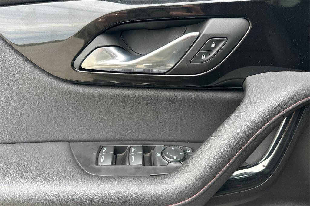 Used 2024 Chevrolet Blazer RS w/ Driver Confidence II Package image 11