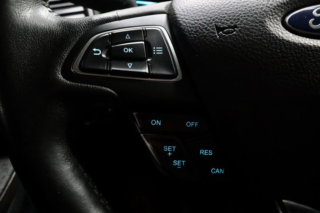 Certified 2019 Ford EcoSport SE image 26