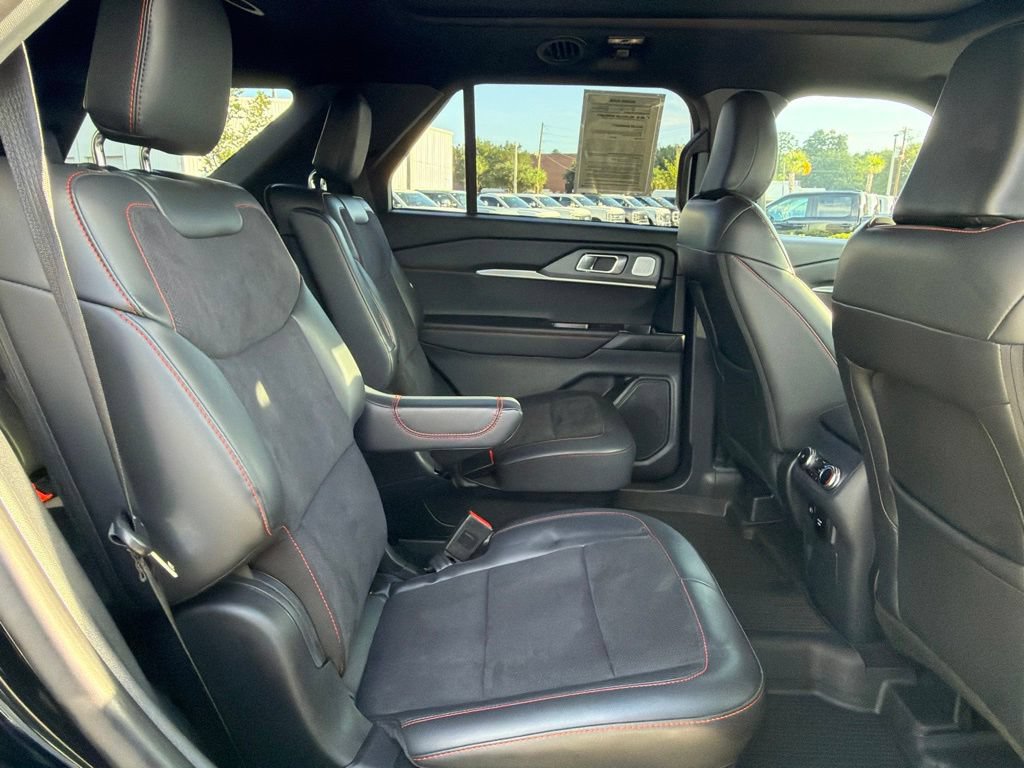 Certified 2026 Ford Explorer ST w/ Sun And Sound Package RWD image 32