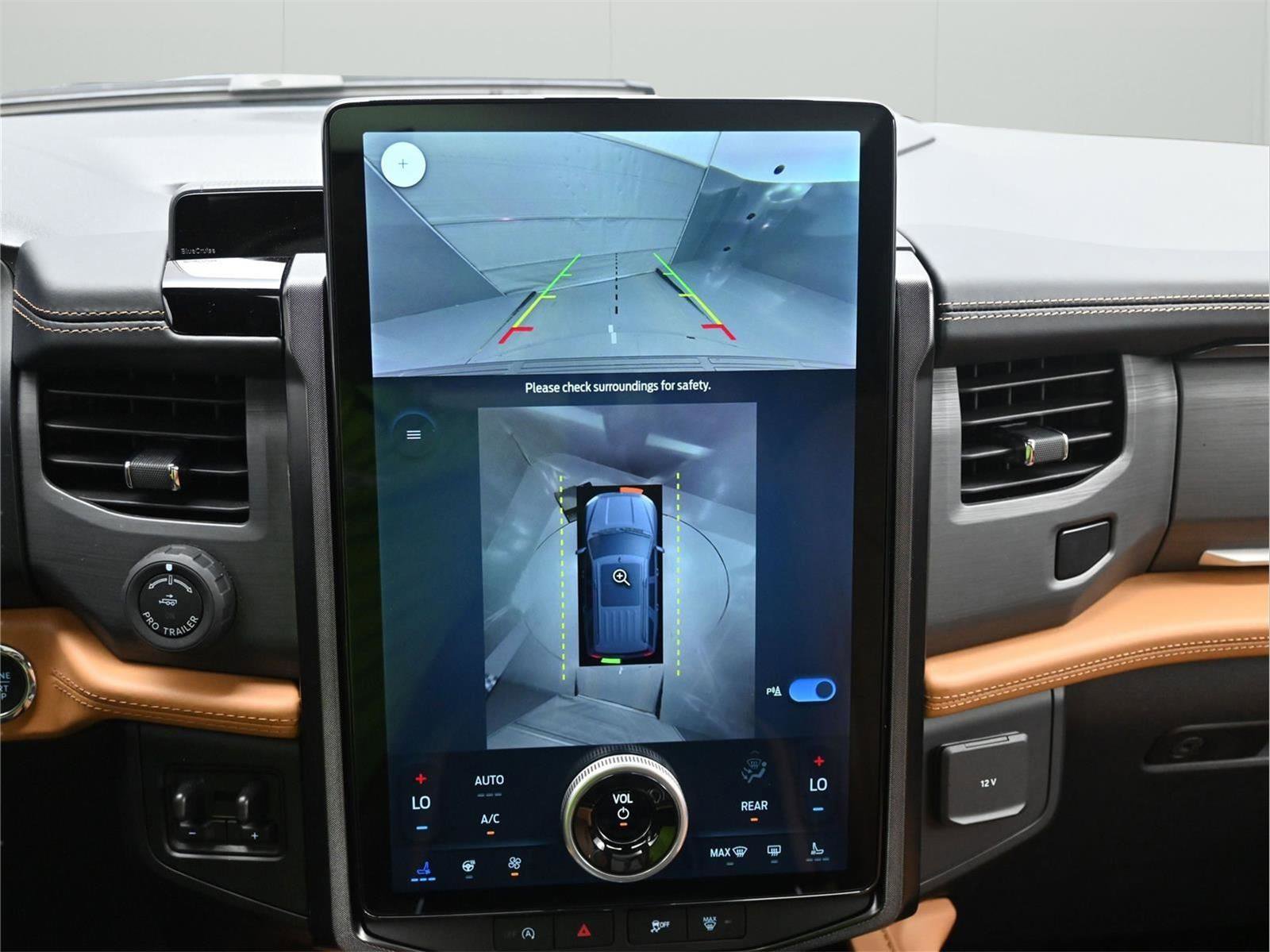 Used 2023 Ford Expedition Max Platinum image 13