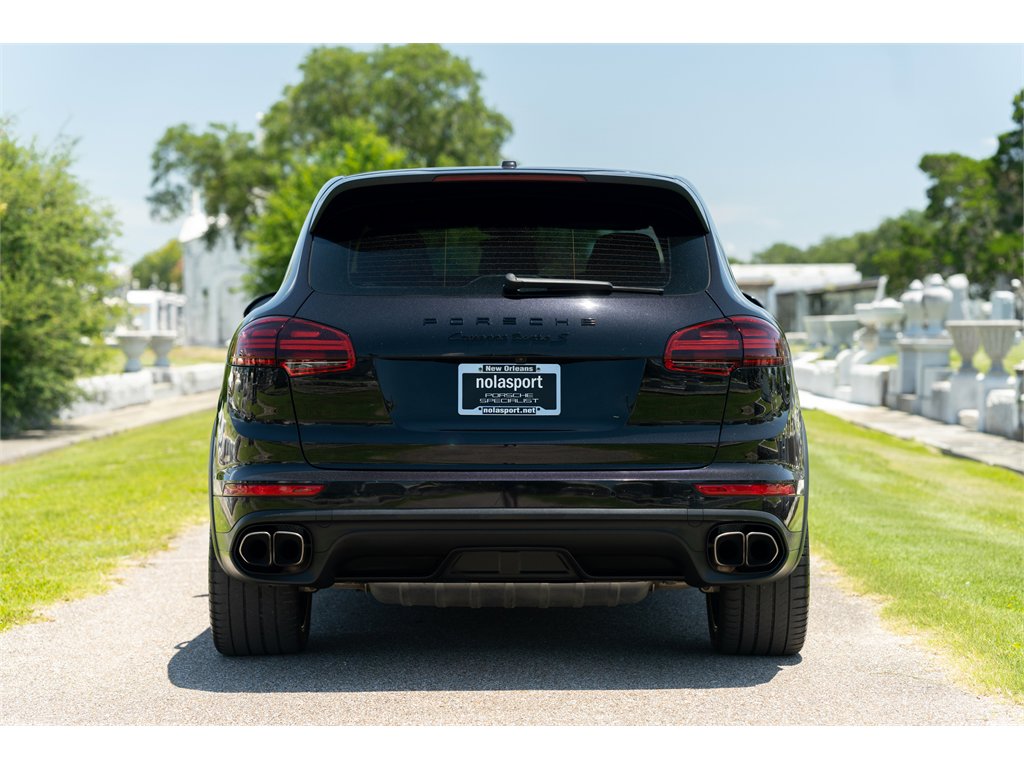 Used 2017 Porsche Cayenne image 4