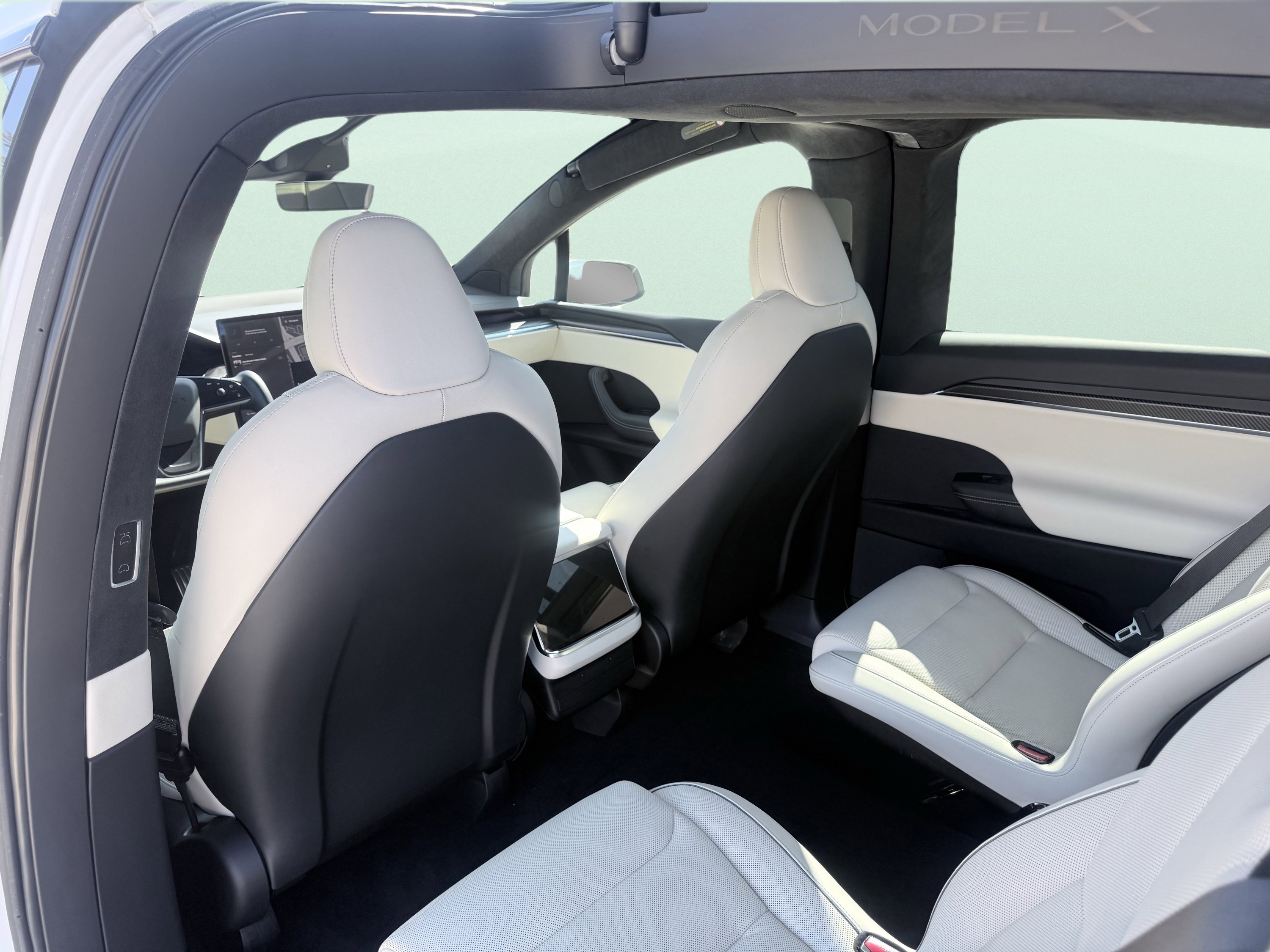 Used 2022 Tesla Model X Plaid image 46