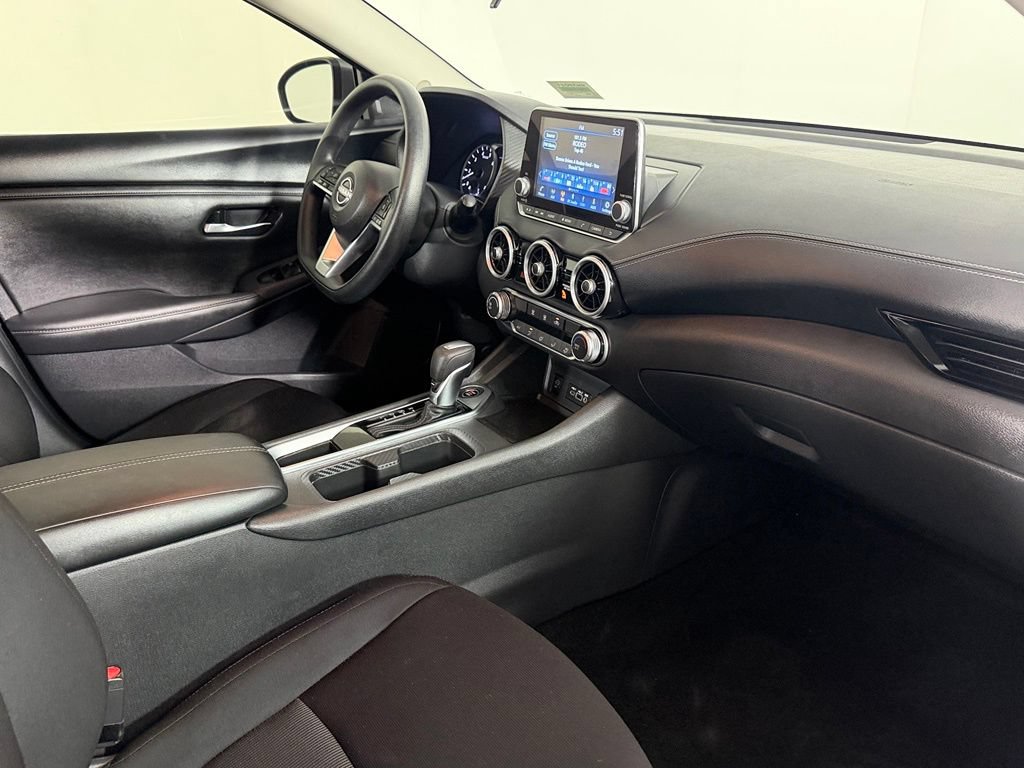 Used 2024 Nissan Sentra SV FWD image 18