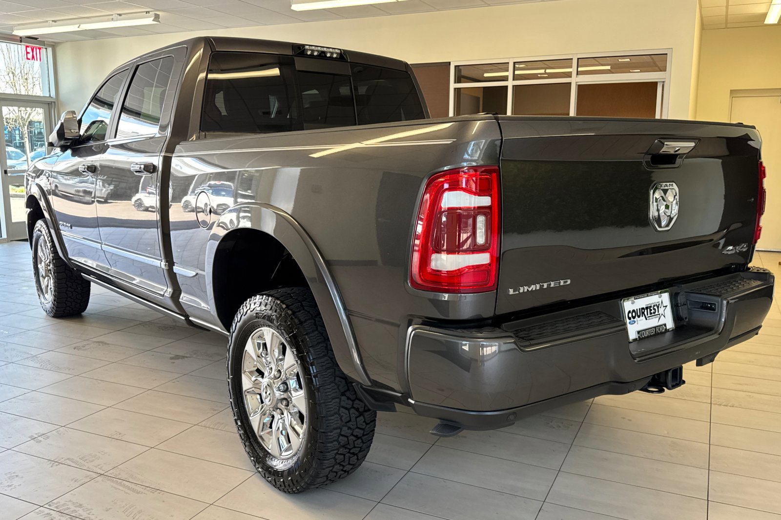 Used 2019 RAM 2500 Limited image 6