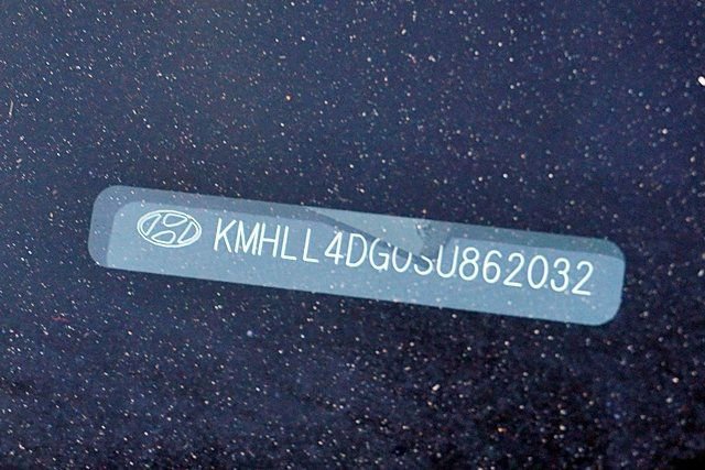 Certified 2025 Hyundai Elantra SE w/ Cargo Package image 31