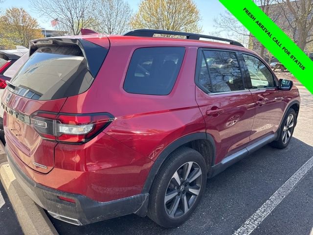 Certified 2025 Honda Pilot Touring image 7