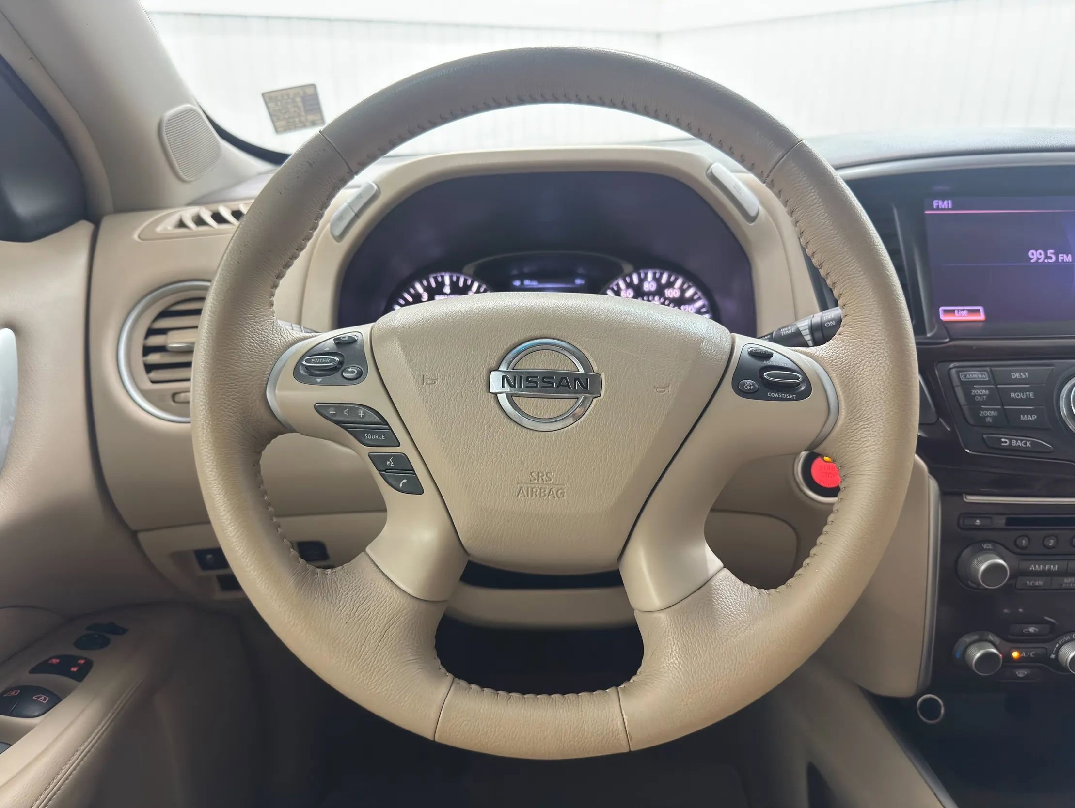 Used 2013 Nissan Pathfinder Platinum w/ Platinum Premium Pkg image 19