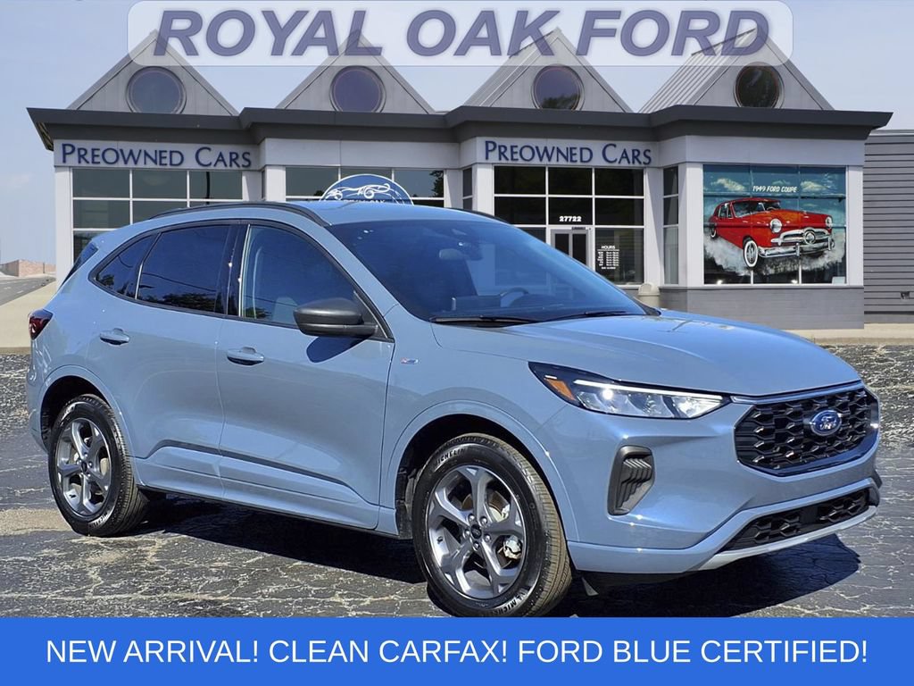 Certified 2024 Ford Escape ST-Line w/ Tech Pack #1 AWD/4WD image 1