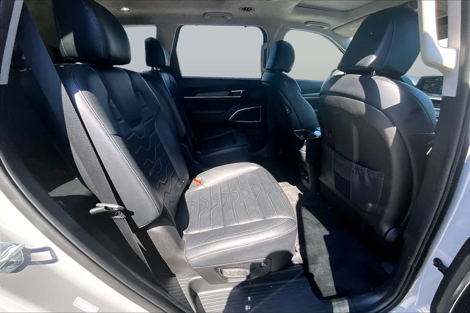 Used 2022 Kia Telluride SX w/ SX Prestige Package AWD/4WD image 21