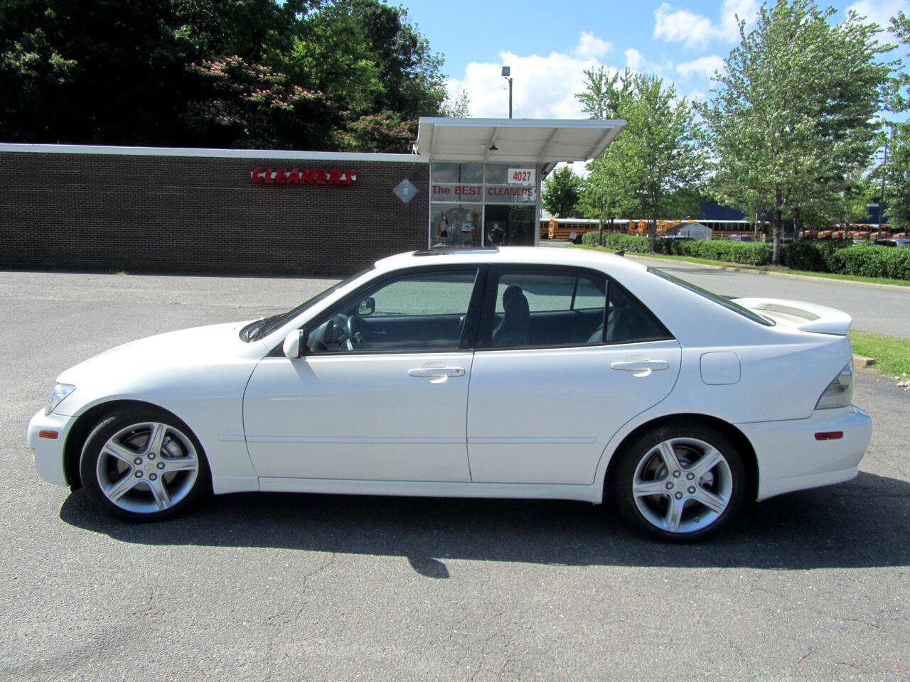 Used 2001 Lexus IS 300 image 7
