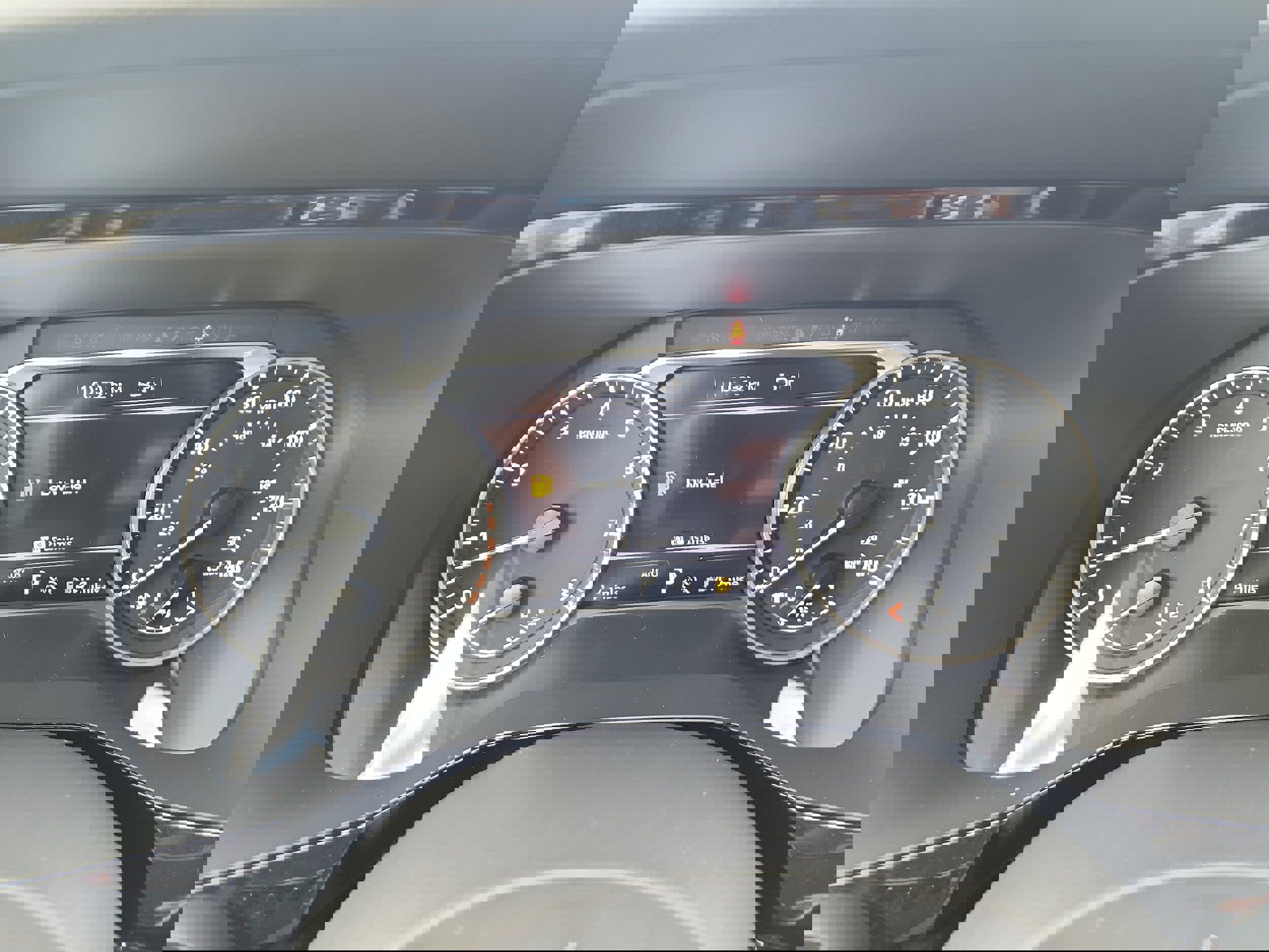 New 2025 Nissan Pathfinder SV w/ Black Appearance Package image 19