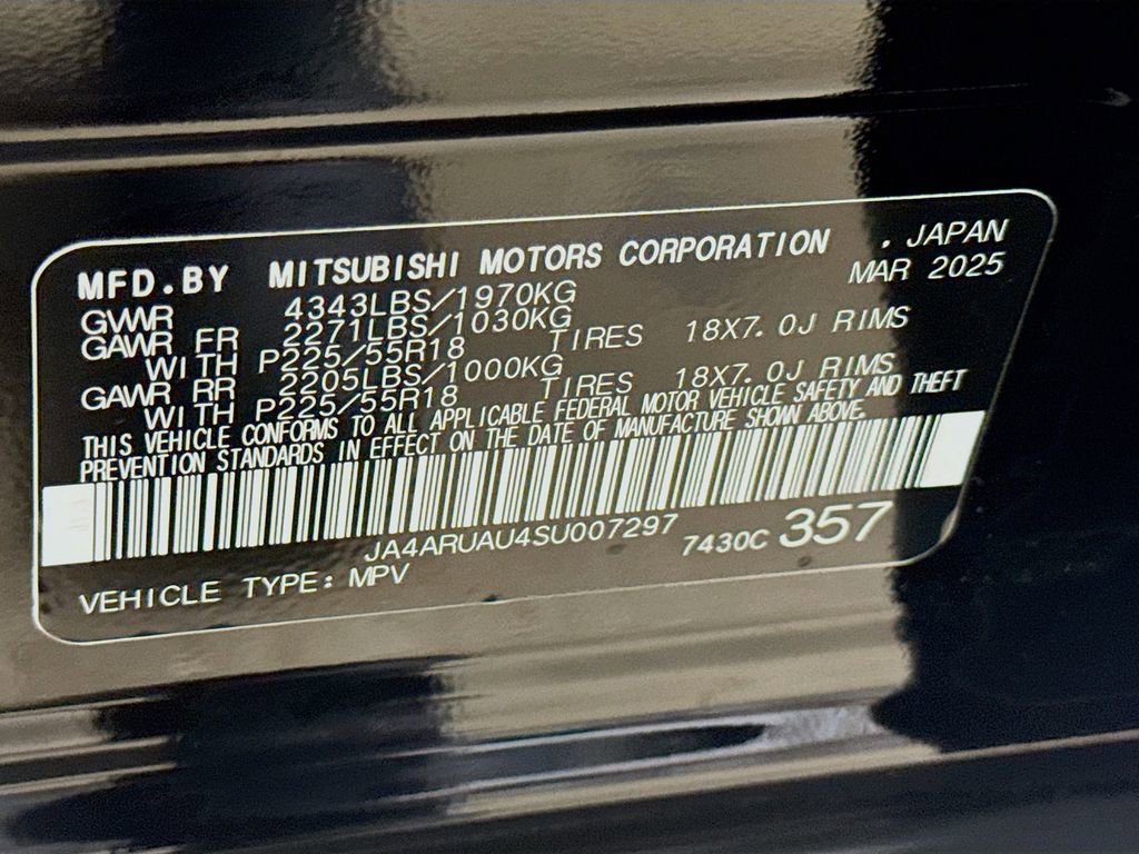 Used 2025 Mitsubishi Outlander Sport LE AWD/4WD image 30