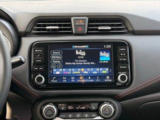 New 2025 Nissan Versa SR w/ Trunk Package image 23