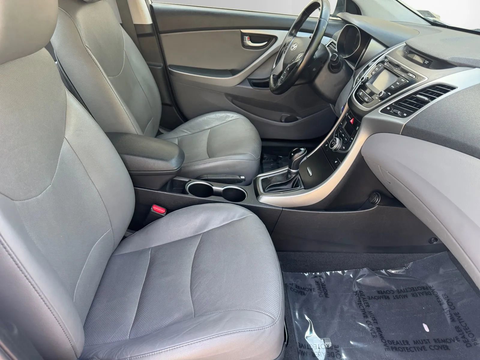 Used 2016 Hyundai Elantra Limited FWD image 18
