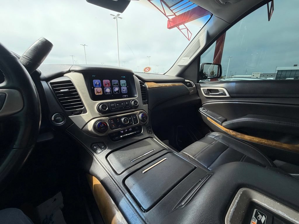 Used 2017 GMC Yukon Denali AWD/4WD image 18