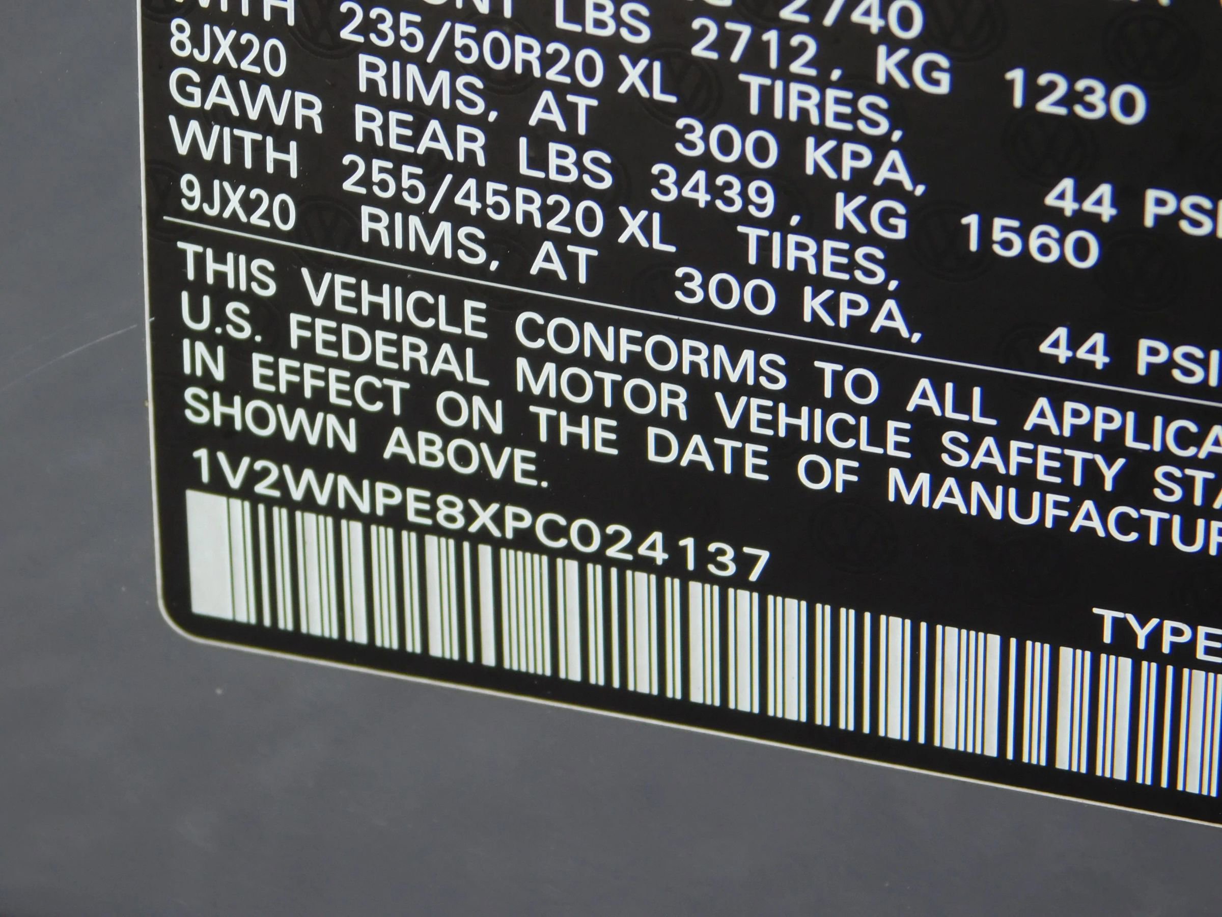 Used 2023 Volkswagen ID.4 Pro S image 28