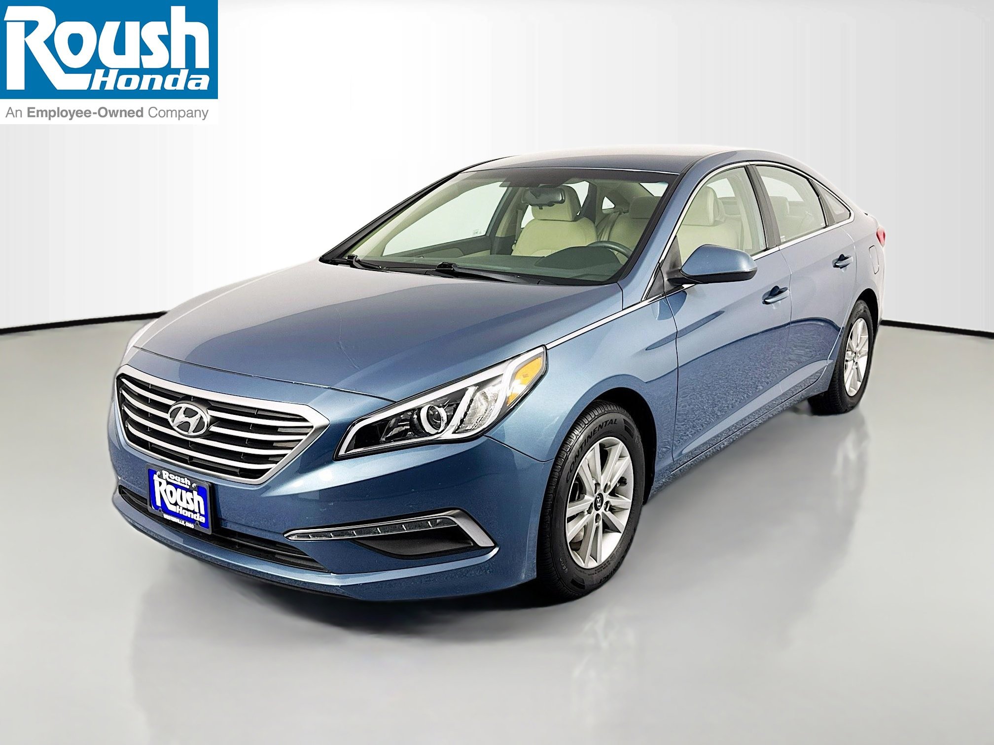 Used 2015 Hyundai Sonata SE w/ Option Group 09