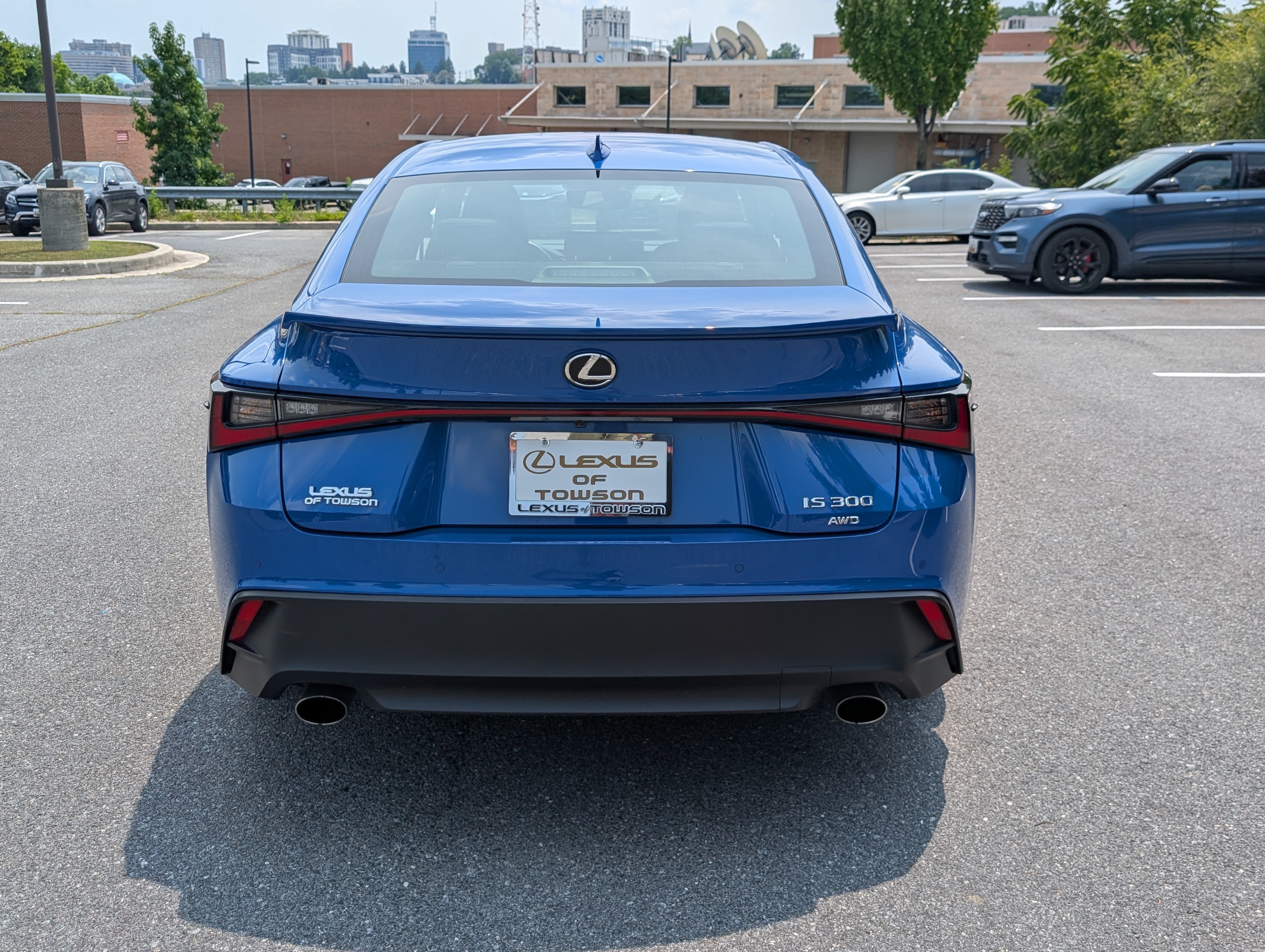 Used 2022 Lexus IS 300 AWD w/ Premium Package image 4