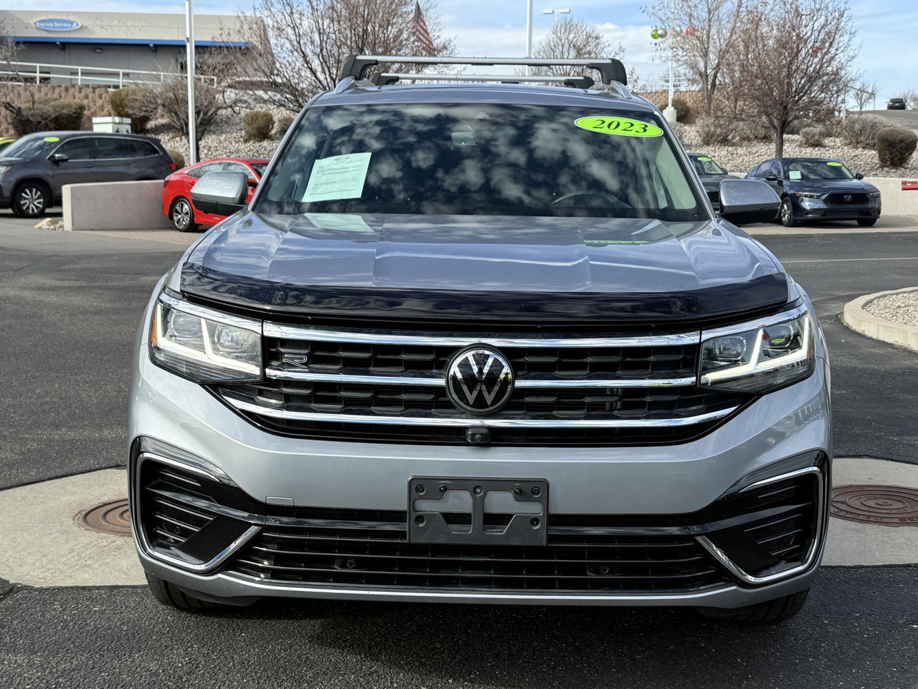 Used 2023 Volkswagen Atlas SEL Premium image 3