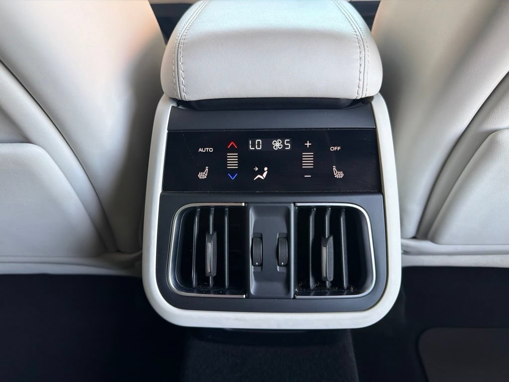 Certified 2023 Maserati Grecale Modena AWD/4WD image 28