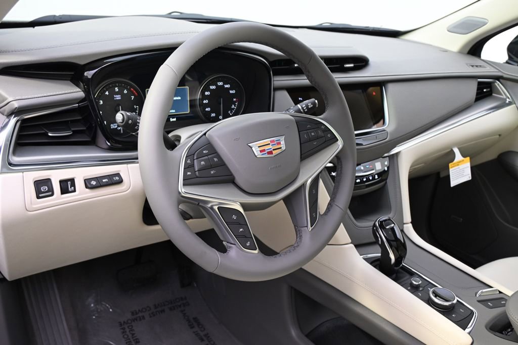 New 2026 Cadillac XT5 Premium Luxury w/ Driver Assist Package image 11