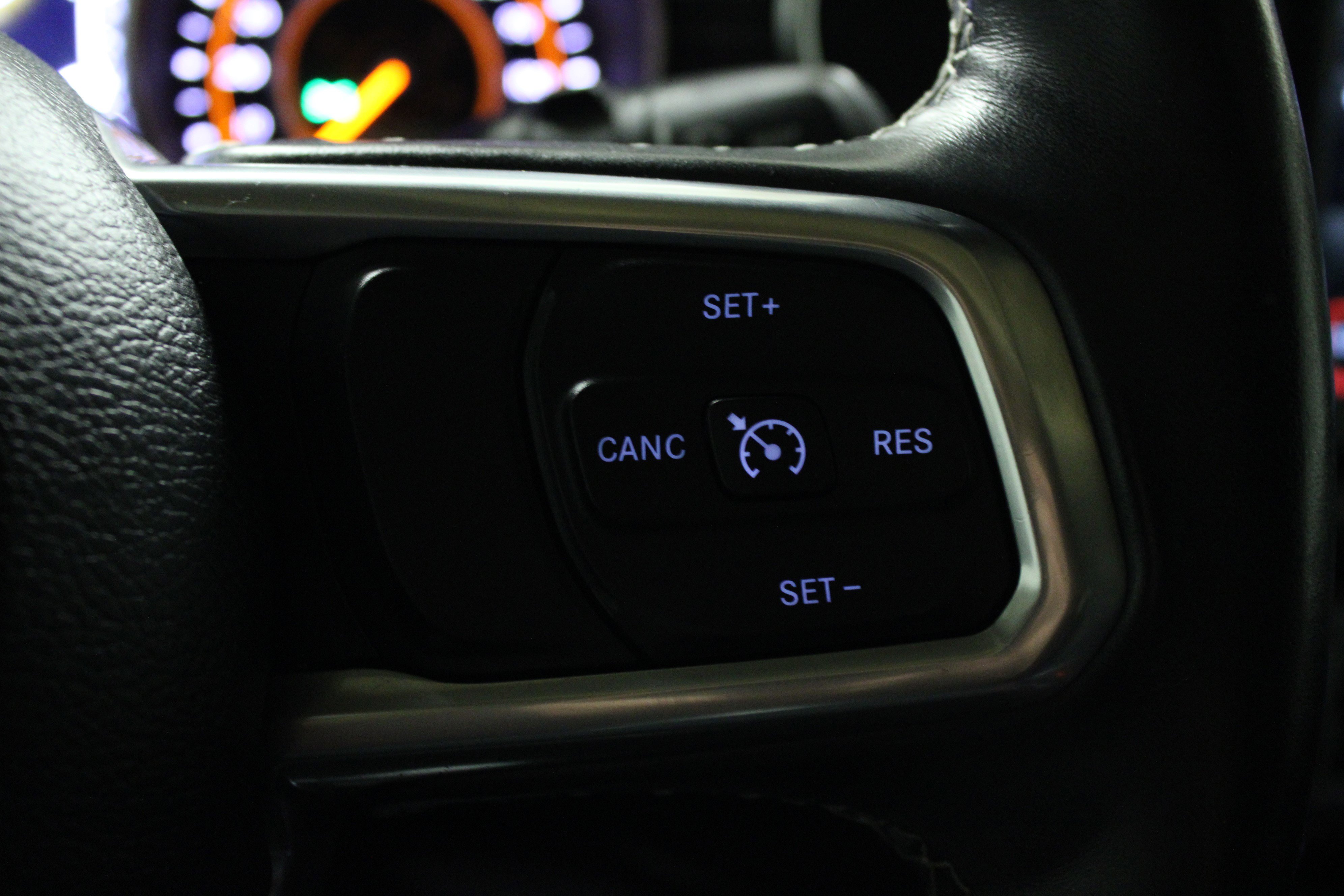 Used 2018 Jeep Wrangler Unlimited Sahara image 21