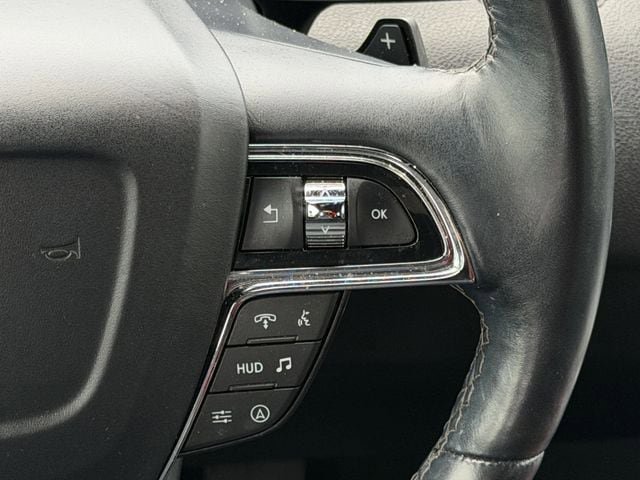 Used 2024 Lincoln Navigator Reserve AWD/4WD image 15