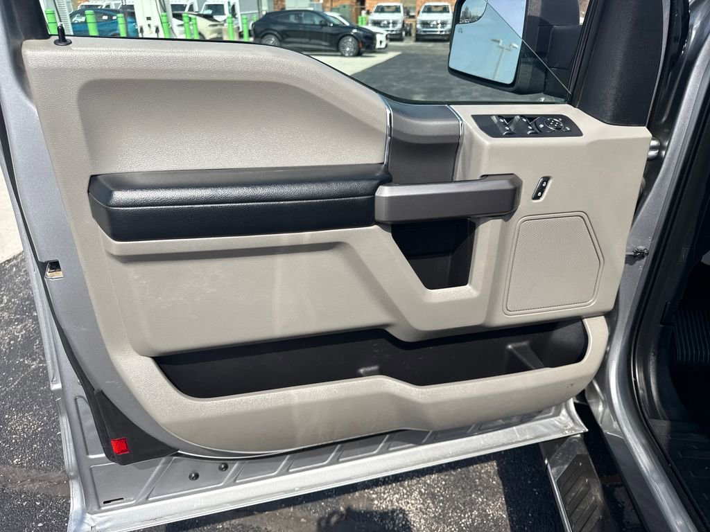 Used 2020 Ford F150 XLT w/ Equipment Group 302A Luxury image 26