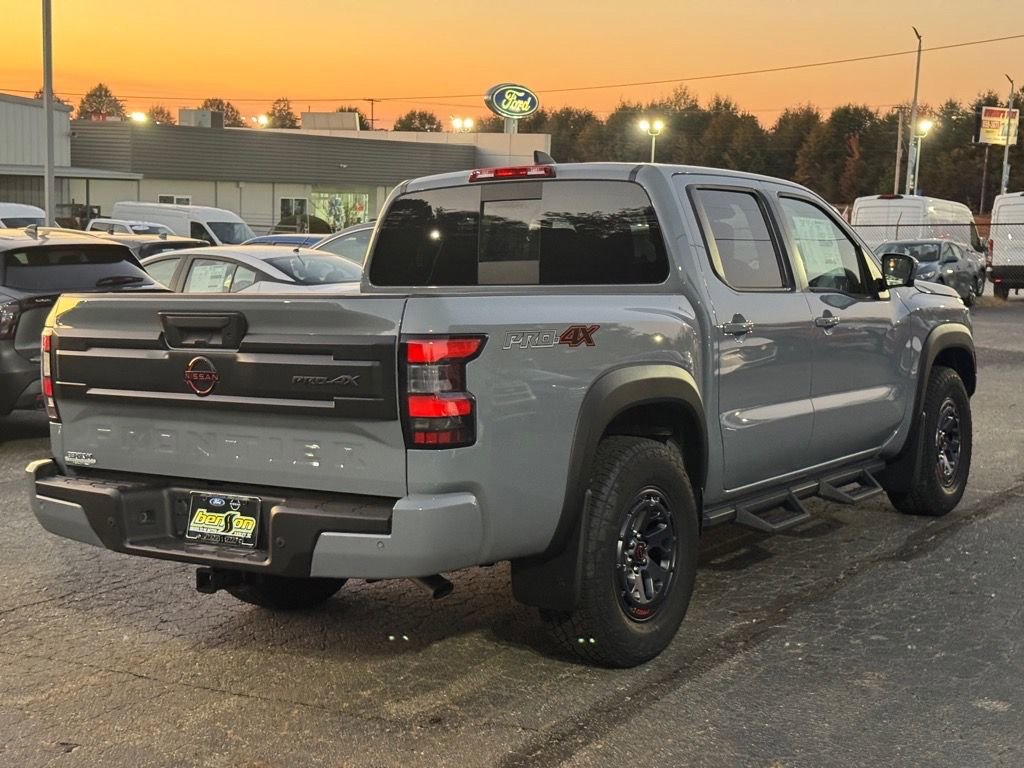 New 2026 Nissan Frontier PRO-4X w/ Pro-4x Convenience Package image 3