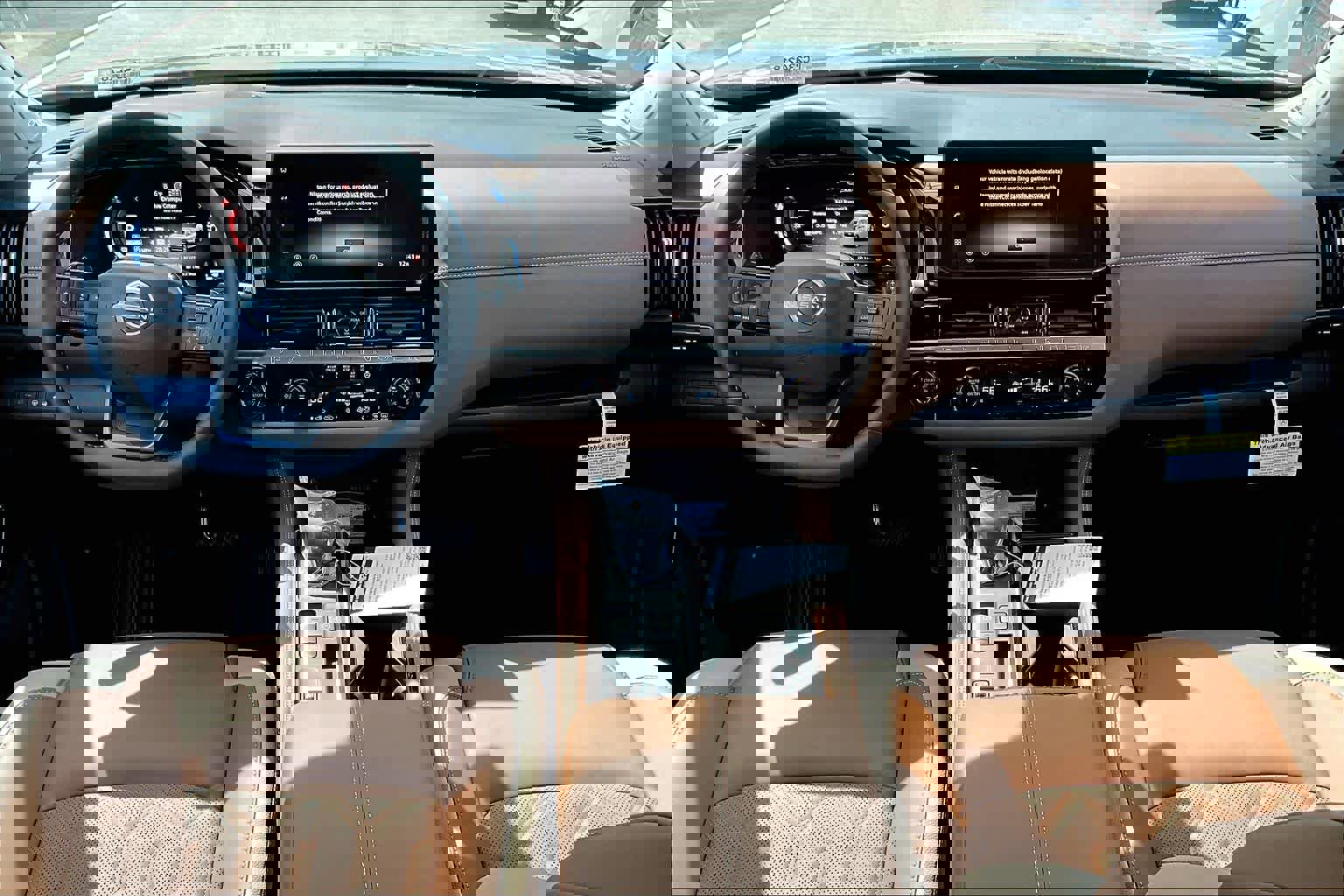 New 2026 Nissan Pathfinder Platinum image 5