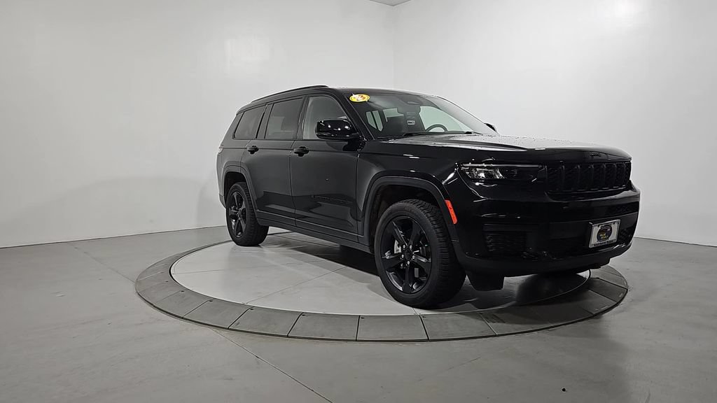 Used 2023 Jeep Grand Cherokee L Laredo AWD/4WD image 8